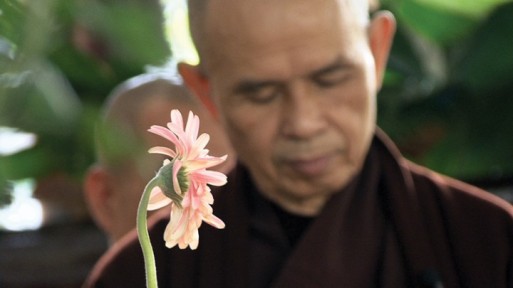 thich-Nhat-Hanh-flower
